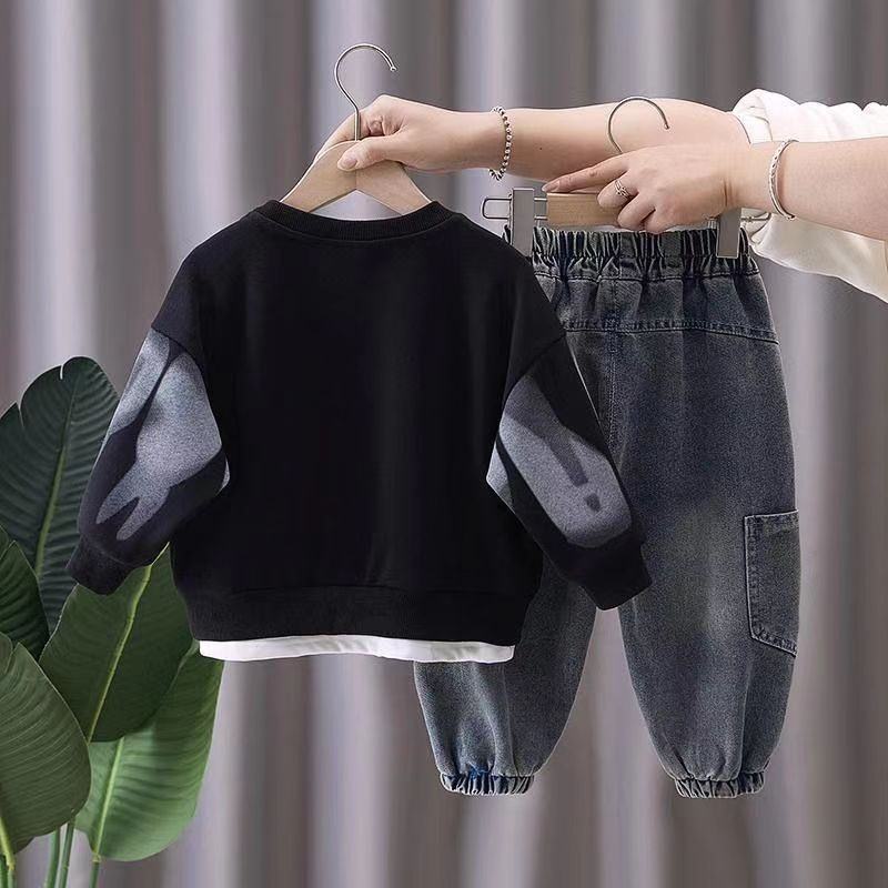 Boys Cartoon Print Sweatshirt & Jeans Set | Trendy 2-Piece Kids Spring Outfit